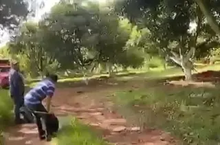 Que sea lo que Dios quiera: quedan atrapados en medio de balacera (+Video)