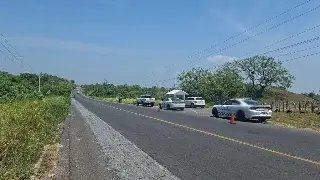 Se registra cierre parcial de circulación en carretera de Veracruz; conoce a qué altura 