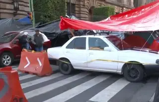 Sus compañeros notaron algo extraño y pidieron ayuda en campamento de la CNTE