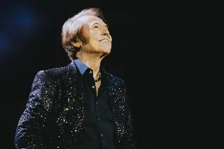 Raphael no piensa en el retiro ¡Anuncia álbum dedicado a México! 
