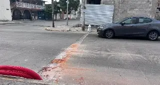 Se quejan por una zanja en la calle Yáñez en Veracruz 