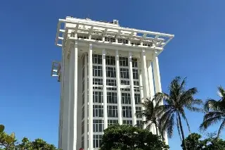 Aprueban convenio para frenar deterioro de la Torre de Pemex