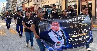 Realizan sentido homenaje a líder de la comparsa Estrellas del Barrio de la Huaca en Veracruz 