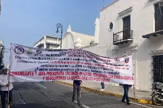 AMLO nos dio la espalda: trabajadores portuarios se manifestaron en Veracruz