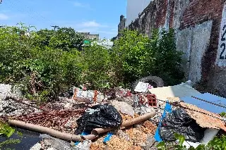 Baldío del centro se ha convertido en basurero clandestino 