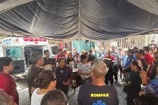 Entre aplausos, lágrimas y sirenas, dan el último adiós a José Antonio