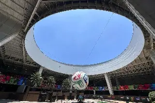 Blindan Aeropuerto de CDMX ante protestas de maestros a horas del Mundial