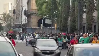 Miles abarrotan el Zócalo de CDMX previo al inicio del Mundial (+Video)