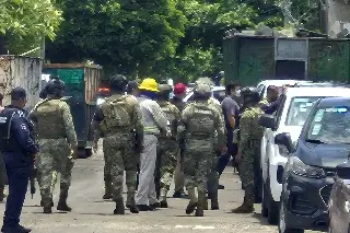 Operativo por zona de mercados de Veracruz; revisaron comercios, hasta CFE acudió 