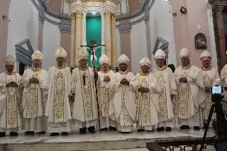 Obispo de Veracruz celebra aniversario con presencia de arzobispo 