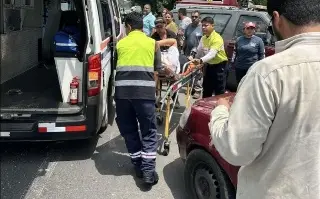 Fuerte accidente en autopista de Veracruz; hay una estudiante lesionada