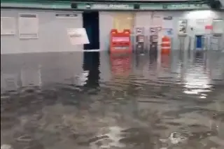 ¡De película! Metro de CDMX bajo el agua (+Video) 