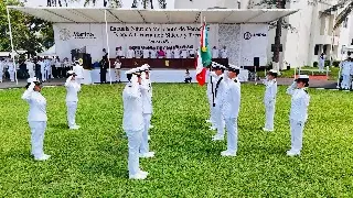Egresan 72 jóvenes de la Escuela Náutica Mercante de Veracruz