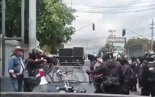CETEG denuncia revisión a vehículos y retención de integrantes en CDMX