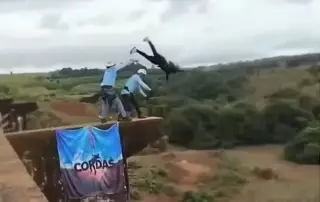 Se quedan en prisión los 3 trabajadores del bungee donde murió joven en Brasil