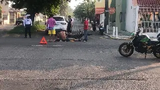 Chocan camioneta y moto en Veracruz 