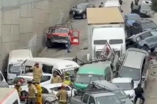 Aparatosa carambola deja 22 lesionados. Hay operativo aún en la zona (+Video)