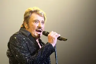 Sale a la luz una canción inédita de Johnny Hallyday grabada en 1973
