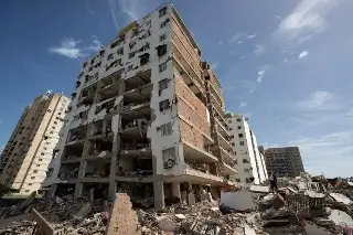 Suman 235 muertos y 4.300 heridos en Venezuela tras terremotos  