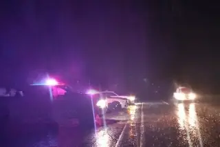 Exceso de velocidad y lluvia ocasionan volcadura en la Veracruz-Xalapa ¿Y el conductor?