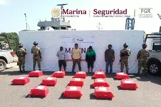 Marina asegura más de un tonelada de cocaína; hay personas detenidas