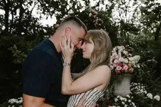 Taylor Swift y Travis Kelce ya son marido y mujer, confirma su representante