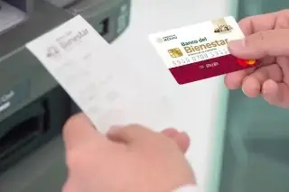 Piden en Veracruz no aceptar ayuda de extraños al cobrar pensión del Bienestar; esta es la razón