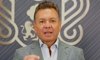 Operan de emergencia al gobernador de Jalisco; ¿qué tiene? 