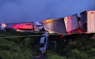 Carambola en Autopista Orizaba-Puebla deja 3 lesionados y cierre total