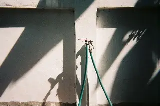 ¡Hasta 20 días sin agua! Vecinos de Arboledas San Miguel viven una crisis por el desabasto
