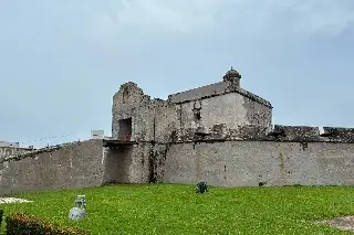 Los 10 datos más sorprendentes del Baluarte de Santiago, el último vestigio de la muralla de Veracruz