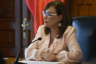 Nahle afirma que ya dialoga con SNTE tras protesta en la SEV