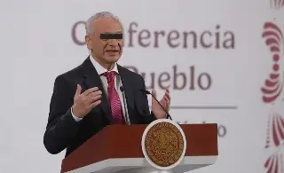 Vinculan a proceso a Víctor R. P., ex director de Pemex. Esto dijo la jueza