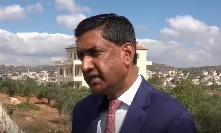 Congresista de EU denuncia que fue retenido por colonos armados durante visita a Cisjordania