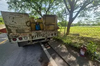 Conductor evita tragedia en camioneta gasera en Veracruz