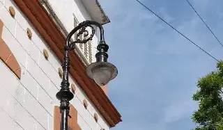 Conoce dónde está la luminaria más antigua de alumbrado público en Veracruz 