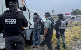 Tras persecución recuperan tráiler robado en la autopista Orizaba - Puebla; esto se sabe