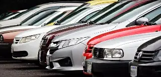 Abandonan sus autos para luego reportarlos como robados