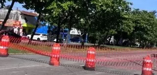 Cierre vial por obras en calle provoca desvíos de rutas urbanas en Veracruz