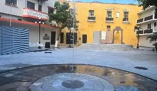 Con fuente y espacios renovados, así luce la restaurada Plaza de la Campana de Veracruz