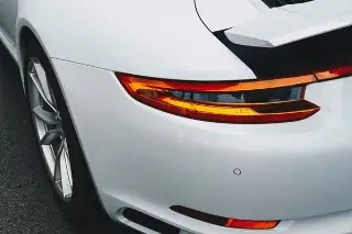 ¡Un carro de lujo! Porsche involucrado en aparatoso accidente en Boca del Río; así ocurrió