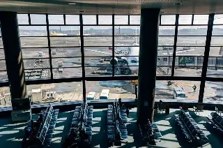 Aumentan los operativos migratorios en aeropuertos de EU, según New York Times