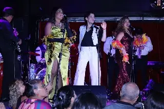 'Noche de Cabaret 2' conquistó al público con un homenaje a los grandes clásicos del cabaret mexicano