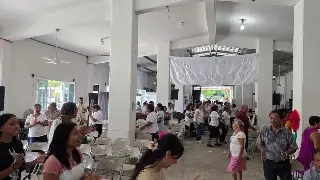 Aumenta la comunidad católica en Tarimoya; impulsan ampliación del templo