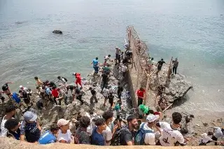 Marruecos reconoce 40 mil entradas de migrantes a España y 11 muertos en su territorio