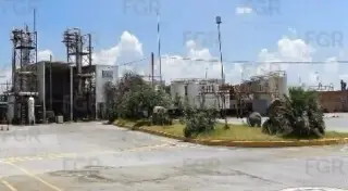 FGR desmantela cuatro refinerías clandestinas; asegura un millón de litros de 'petrolíferos' (+Video)