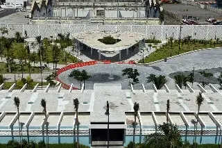 Muralla de Plaza Heroísmo Veracruzano seguirá en restauración ¿Cuándo estará lista?