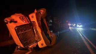 Cierre por accidente en esta carretera de Veracruz, la mañana de este miércoles