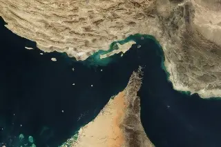 Irán y Omán acuerdan nueva ruta segura en el estrecho de Ormuz, previo a reapertura