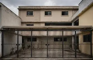 ¿Se deben cerrar todas las escuelas militarizadas del país? 
